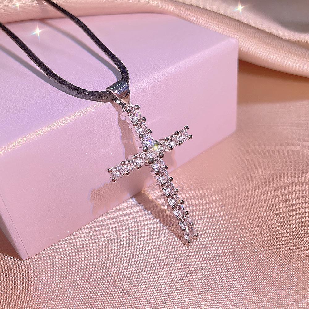 Fashion Women's Necklace Micro Set Zircon Cross Ins Plated 18k Gold Pendant with Box Chain Trend