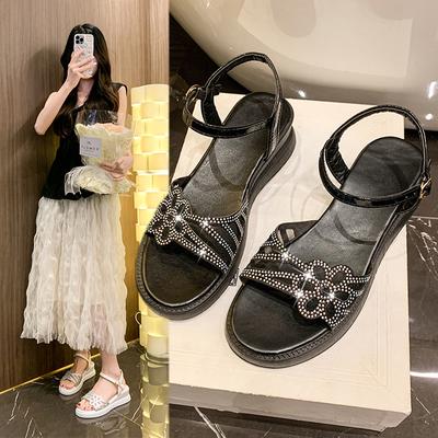 Женская обувь – Сандалии