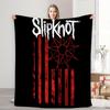 Плед Slipknot Band с красной полосой - Устойчивый к пятнам и разрывам, Всесезонный, Машинная стирка - Для спальни, дивана, кемпинга