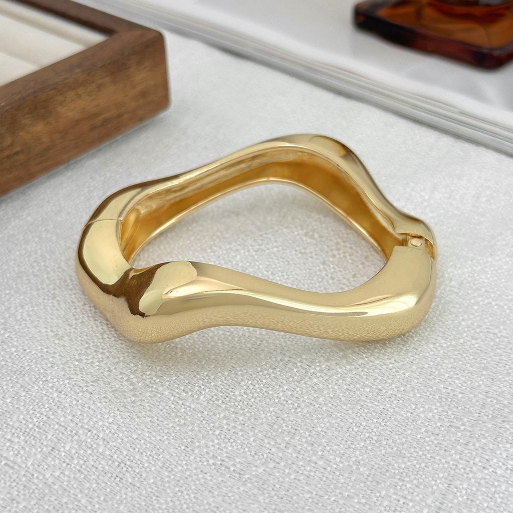 Металлический браслет в панк-стиле, гладкая форма капли воды, модный открытый браслет-пружинка с неровной волной