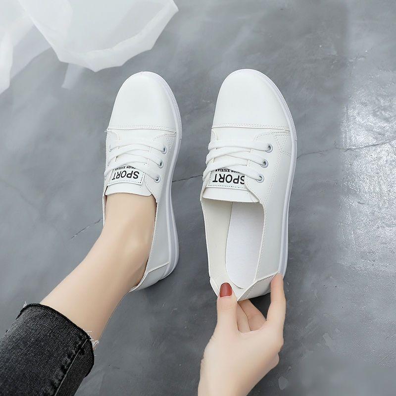 Lace-up Small White Shoes Female Student Flat Shoes Korean Version Comfortable Lightweight Soft Sole Single Shoes Casual Non-slip Skate Shoes