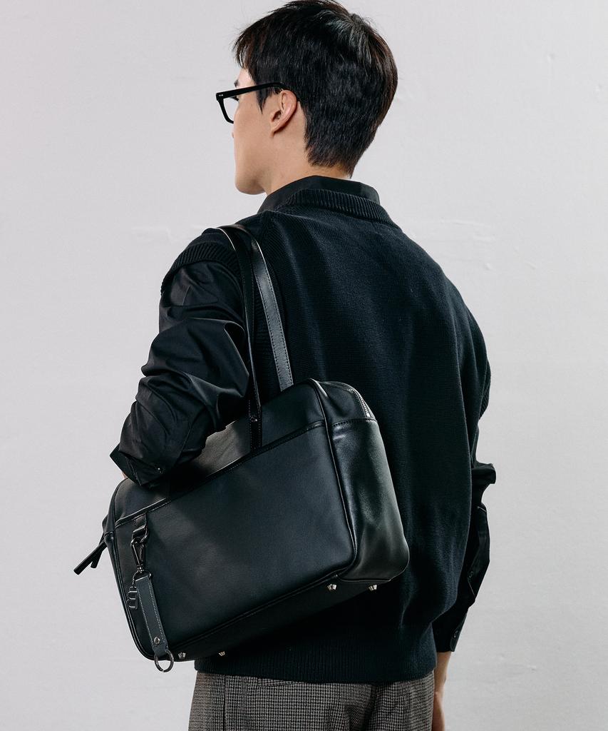 Bedford11Th Union Square Shoulder Bag [Black Canvas Leather Combo]