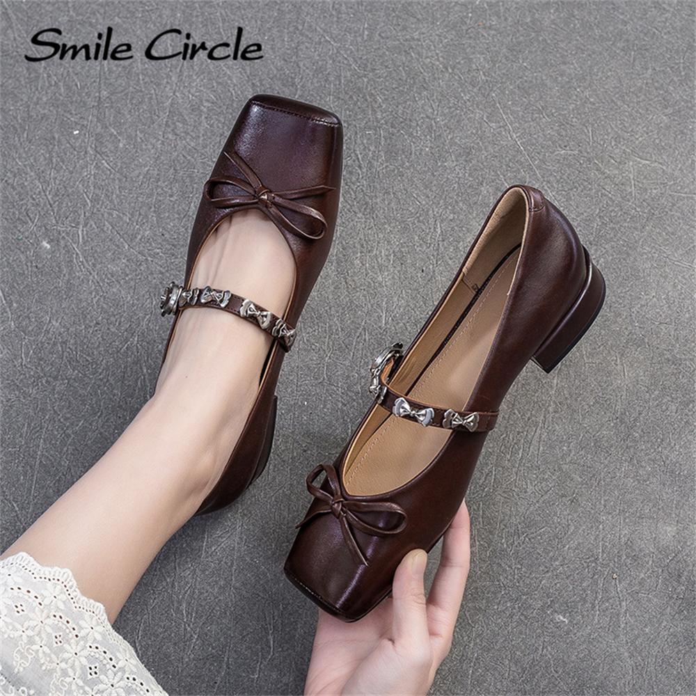 Женские туфли Мэри Джейн из натуральной кожи с квадратным носком и пряжкой на низком каблуке. Модная повседневная женская обувь.