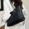 Fashionable Large Capacity Tote Bag for Women In Autumn and Winter Commuting Chain Shoulder Bag High-end Crossbody Bag