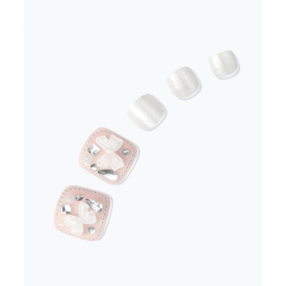 Dasing Diva Magic Press Pedicure Glowette