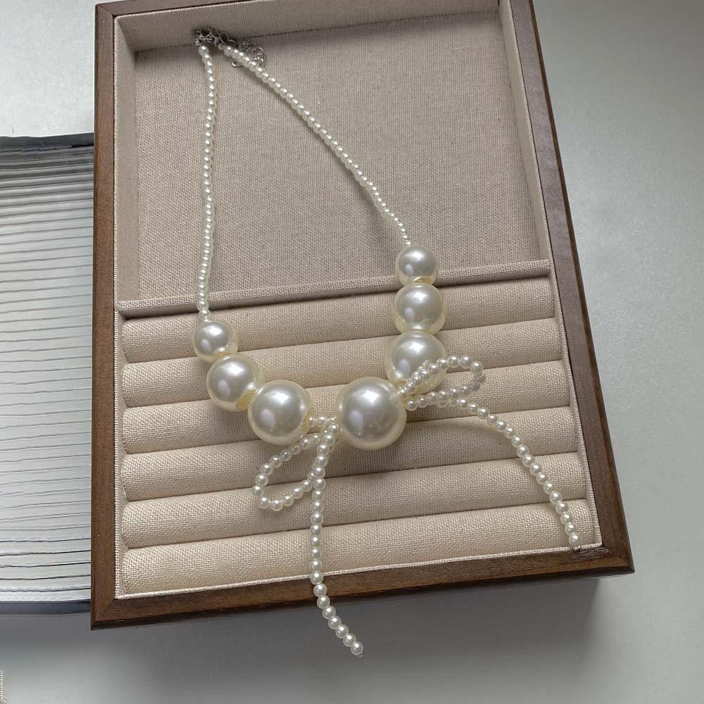 Elegant Bow Beaded Necklaces Exaggerated Clavicle Chain Large Pearl Choker Necklace Collar