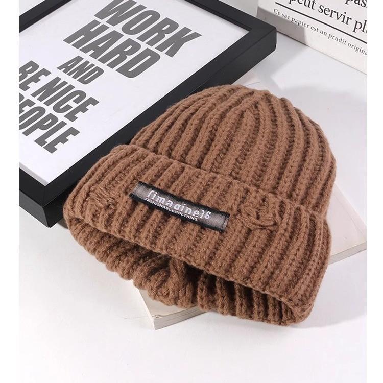 Knitted Hat With Letter Prints For Winter Warmth And Style For Casual Wear