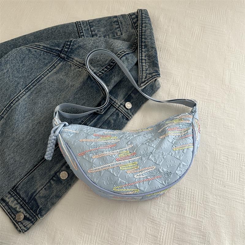 2024 летняя новая симпатичная спортивная корейская версия нишевой сумки-мессенджера для путешествий свежая и простая индивидуальная сумка через плечо