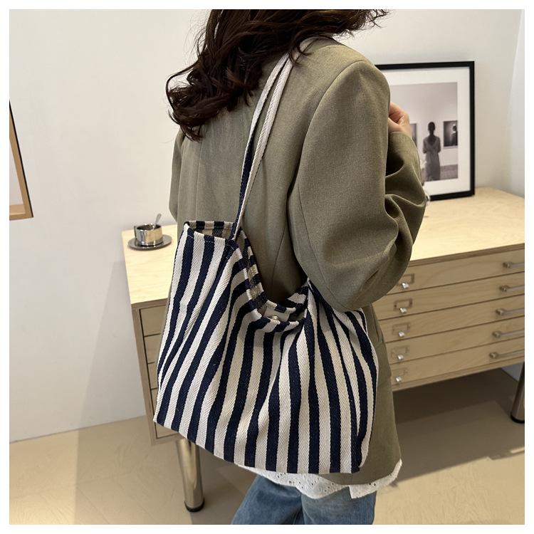 Korean Niche Shopping Bag 2025 New Tote Bag Retro Literary Shoulder Large Bag Small Fresh Striped Canvas Bag