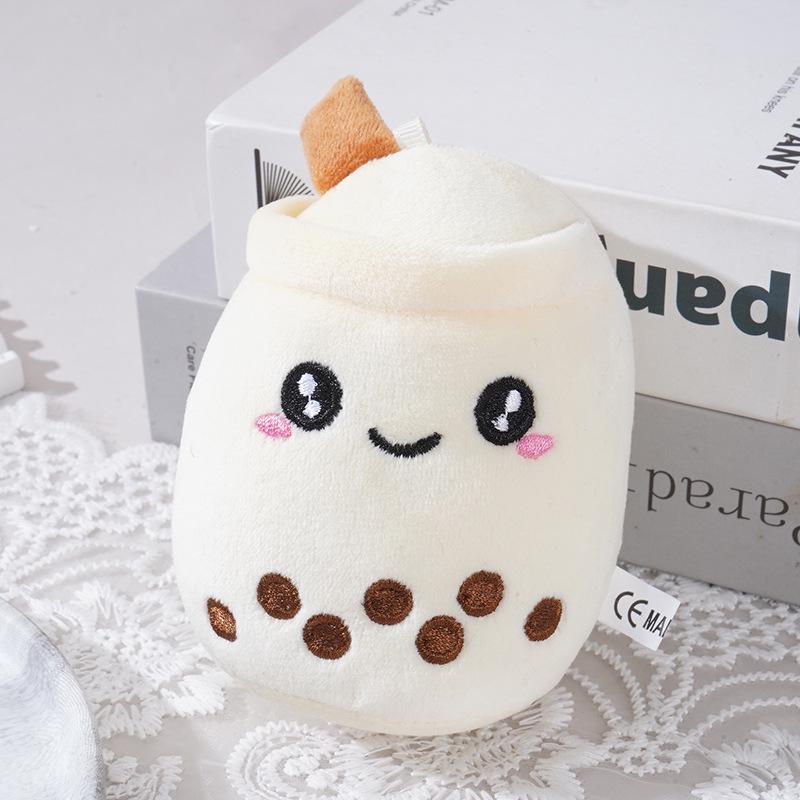 Плюшевый брелок в виде куклы с фруктовым бабл-ти в подарок