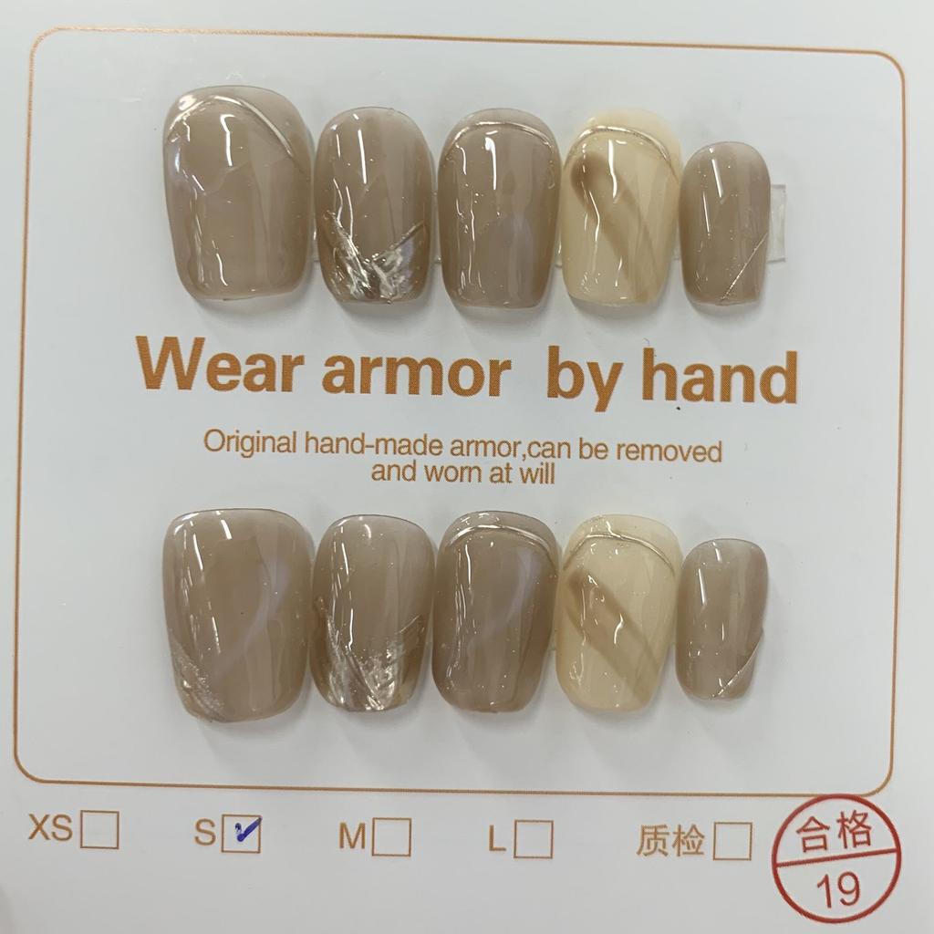 Нажмите на кончики ногтей Гель Полное покрытие 100 дизайнов Накладные ногти ручной работы Высококачественные носимые искусственные ногти Многоразовые размеры от XS до L бесплатно 5 шт. инструментов