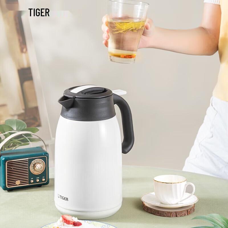 Tiger 1.6L Stainless Steel Vacuum Thermos