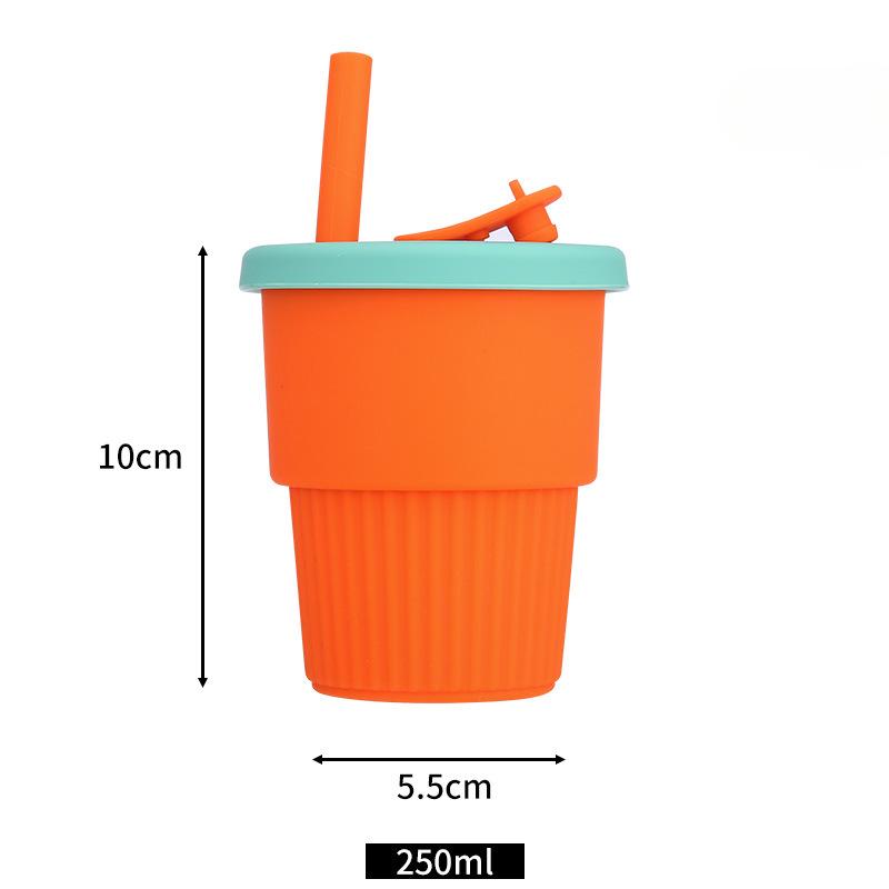 Outdoor Creative New Contrasting Color Silicone Straw Cup, Anti-fall Children's Drinking Cup, High-looking and Environmentally Friendly Water Cup