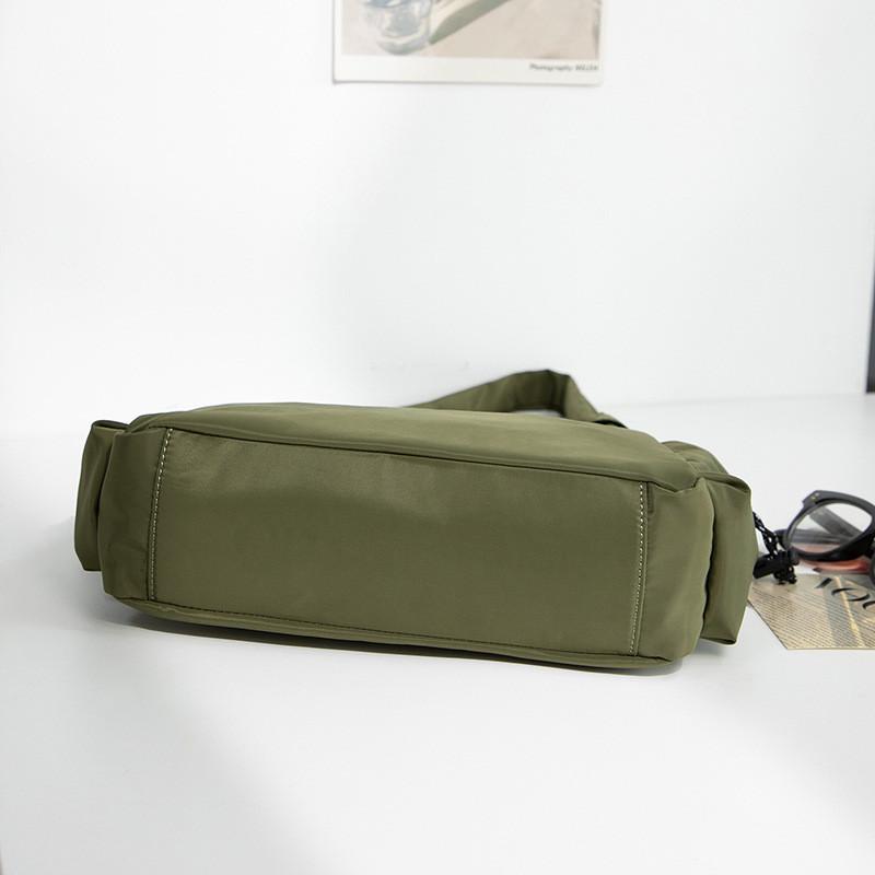 IELGY One-Shoulder Underarm Oxford Cloth Bag Casual Large-Capacity Commuter Simple Female Bag