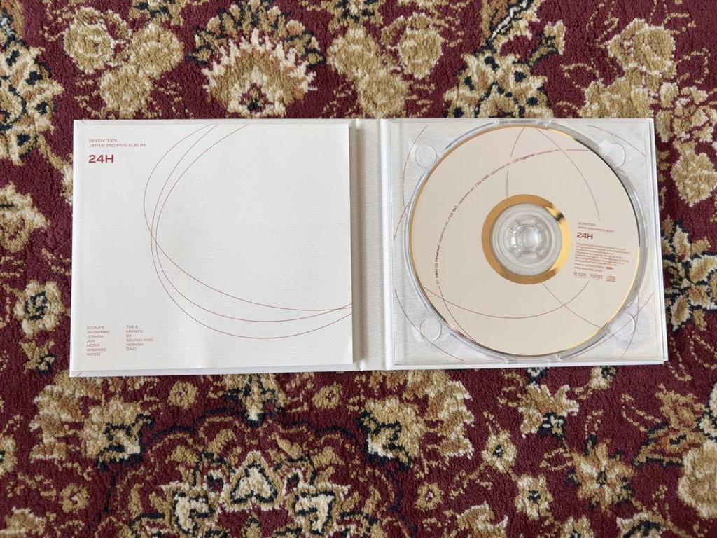 [USED] SEVENTEEN album bundle