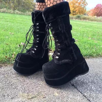 Белые меховые ботинки на высокой платформе, сапоги до середины икры с круглым носком на высоком массивном каблуке, элегантная женская повседневная зимняя обувь с перекрестной завязкой