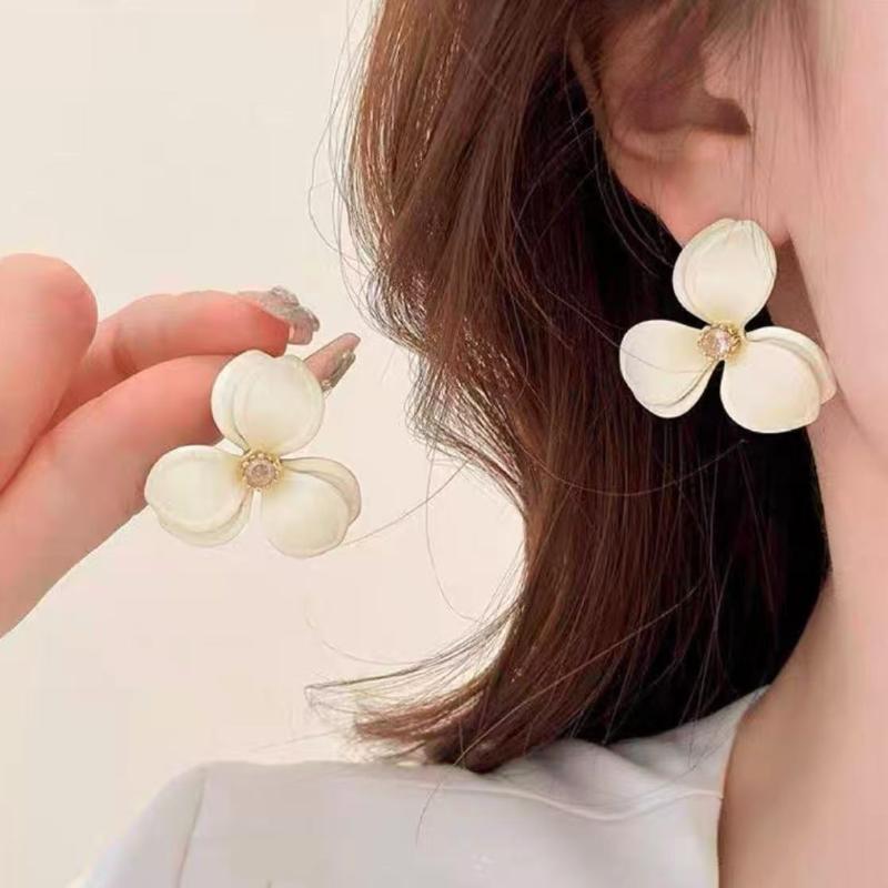 Корейский стиль милые серьги-цветы для женщин 2025 новая мода сладкие серьги-гвоздики женские брико ювелирные изделия красочные серьги