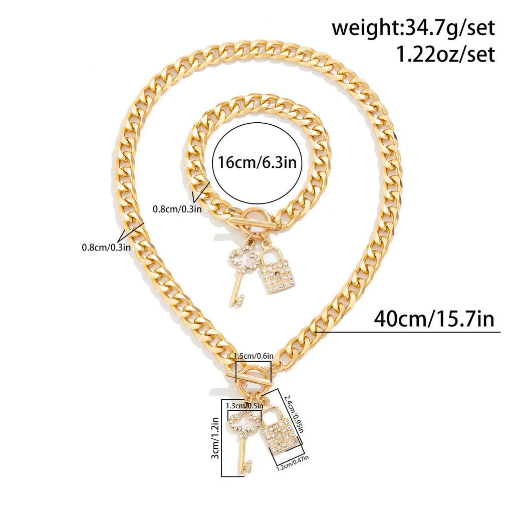 Hip Hop Sweet Cool Metal Love Necklace Women'S Fashion Diamond Set Lock Pendant Collarbone Chain Necklace