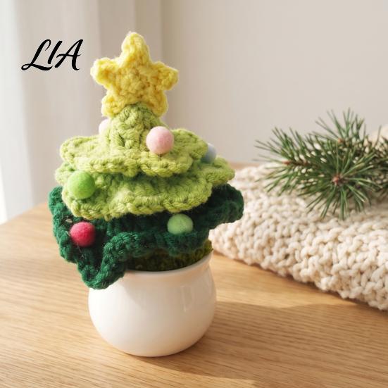 Crocheted Christmas Potted Ornaments Hand Crochet Tree, Creative Knitted Plant, Mini Unique Gifts for Coworkers Cute Home Desktop Decorations, Friends
