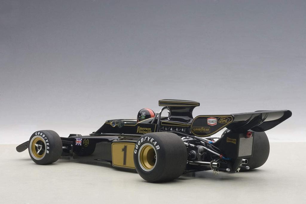 AUTOart Lotus 72E 1973 Emerson Fittipaldi Driver 1/18 #1 (with Figure)