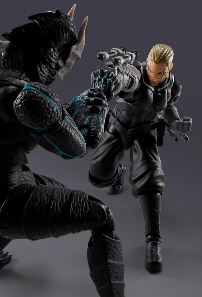 TAMASHII NATIONS Kaiju 8 Синомия примерно ПВХ АБС раскрашенная подвижная фигурка S.H.Figuarts №. Исао, 170 мм, &