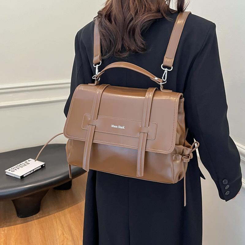 Женская сумка-тоут 2025 новая большая вместительная сумка-рюкзак для поездок в стиле ретро, повседневная уличная трендовая на плечо, дорожный рюкзак