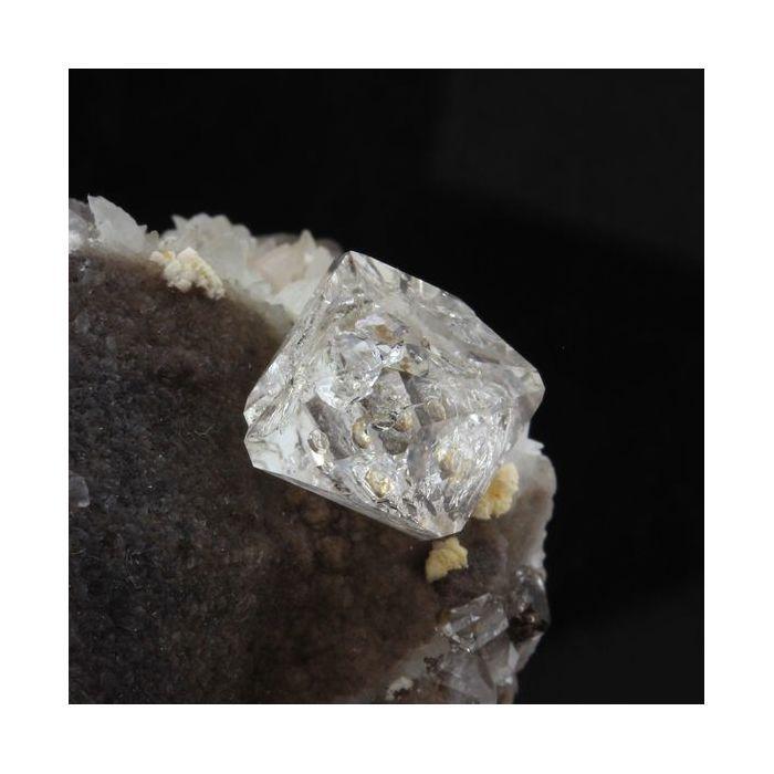 Pierres et Minéraux. Septaria, Quartz Diamant. 136.9 ct. Ribiers, Hautes-Alpes, France. Rare.