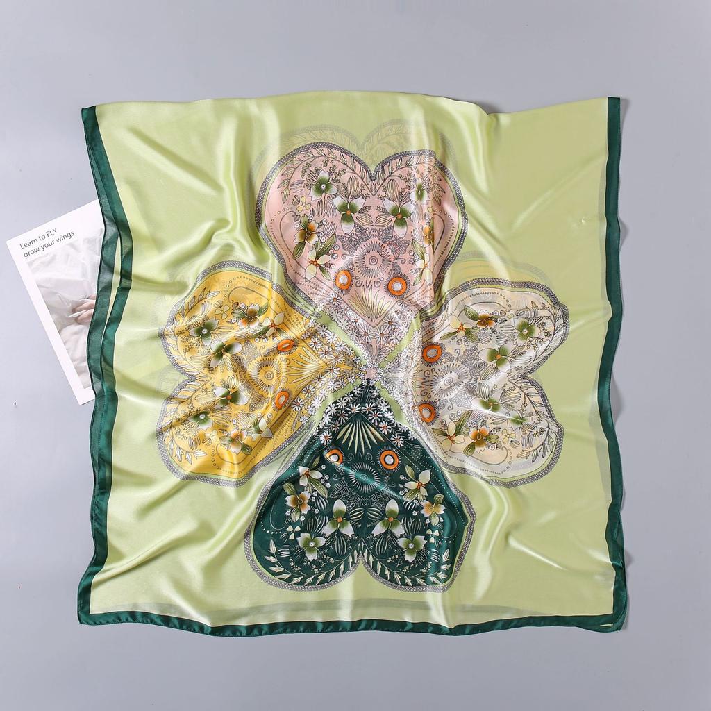 Spring and Summer New Four-leaf Clover Flowers Flowers Women Sunscreen Silk Scarf Long Shawl Seaside Holiday Sunshade Scarf
