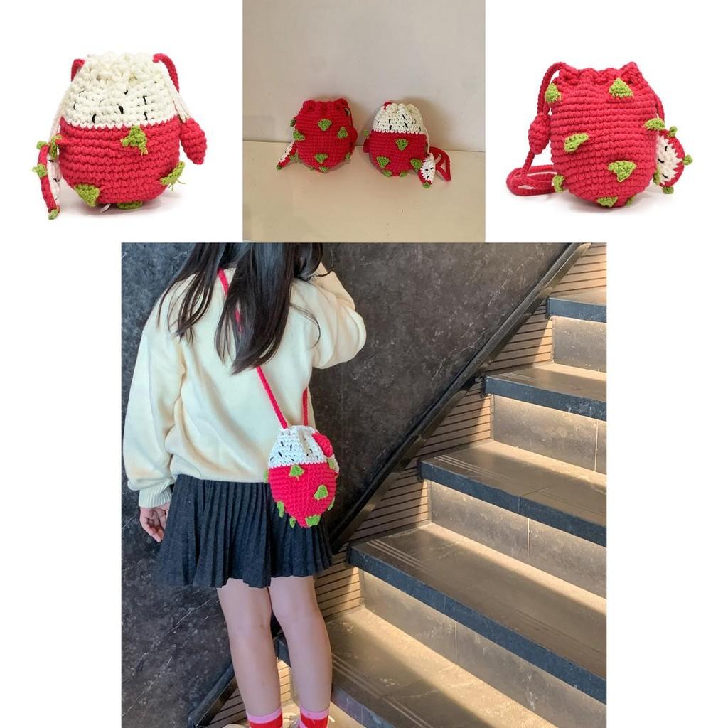 Модная вязаная детская сумка Милый мультяшный дизайн Фруктовый стиль Красный и белый Драконий фрукт Для малышей