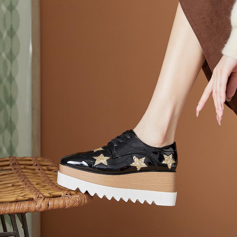 Slim and Versatile 2024 Spring New Star Thick Sole Sponge Cake Sole Casual Shoes Lace Up Slope Heel Shoes Women's British Style HZB