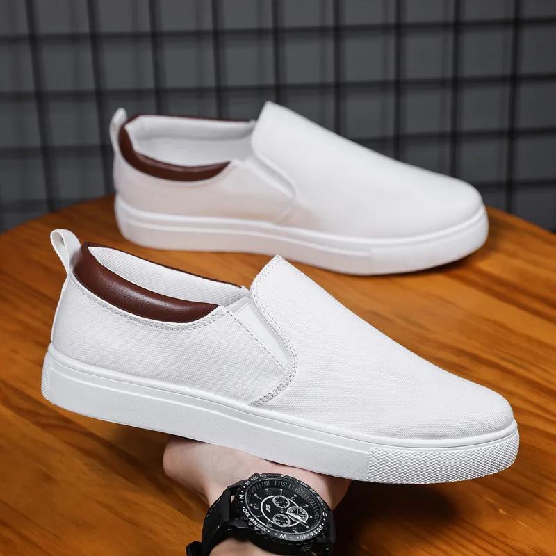 Fashion Comfortable Men's Sneakers Summer Breathable Lightweight Flats Vulcanized Shoes for Men Solid Color Slip On Men's Canvas Shoes