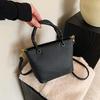 Корейская версия модной женской сумки 2025 новая плиссированная сумка-ведро нишевая текстура плечевая сумка-мессенджер