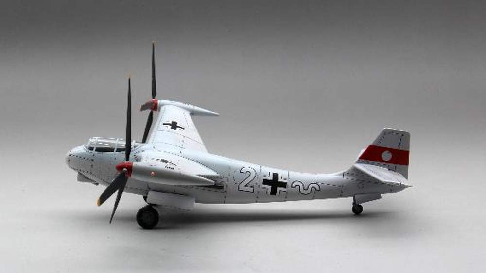 Забавное хобби Германия Weser Fluke Пластиковая модель AMH48A002 1/48 P.1003/1