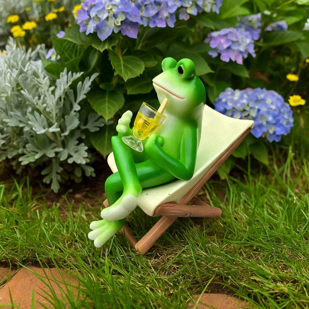 Resin Frog Sit Chair Sculpture Cute Frog Desktop Figurine Rocking Chair Frog Statue  Balcony Patio