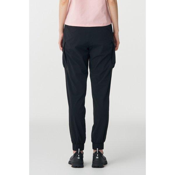 Женские брюки-джоггеры с карманами Kolon Sports Черные Tvpnm25552blk