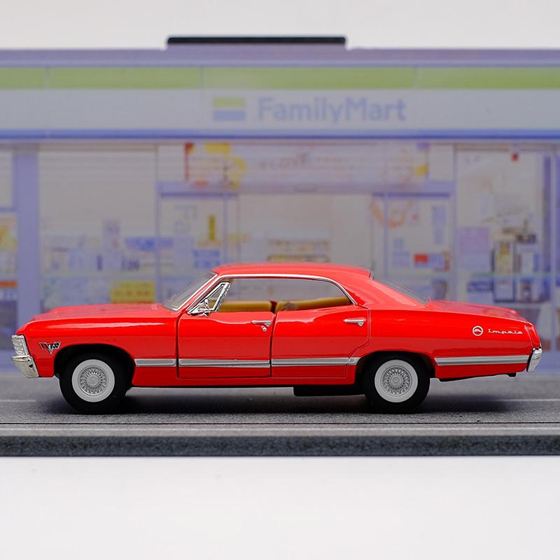 Kinsmart 1967 Chevrolet Impala Сплав Литой Модель Автомобиля 1/43 Игрушка С Инерционным Механизмом Для Детских Подарков Коллекция Игрушек