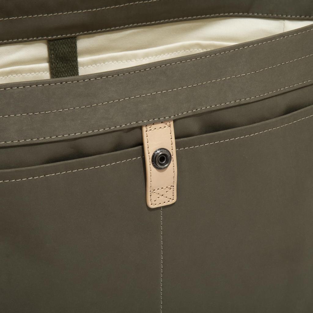 Untrac Newspaper Shoulder Bag 14L No.60402