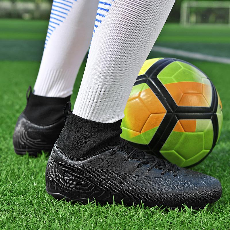 Men Professional Soccer Shoes Anti-slip Outdoor Grass Training Stud Comfortable Sports Shoes Men Lace-up Football Boots Men