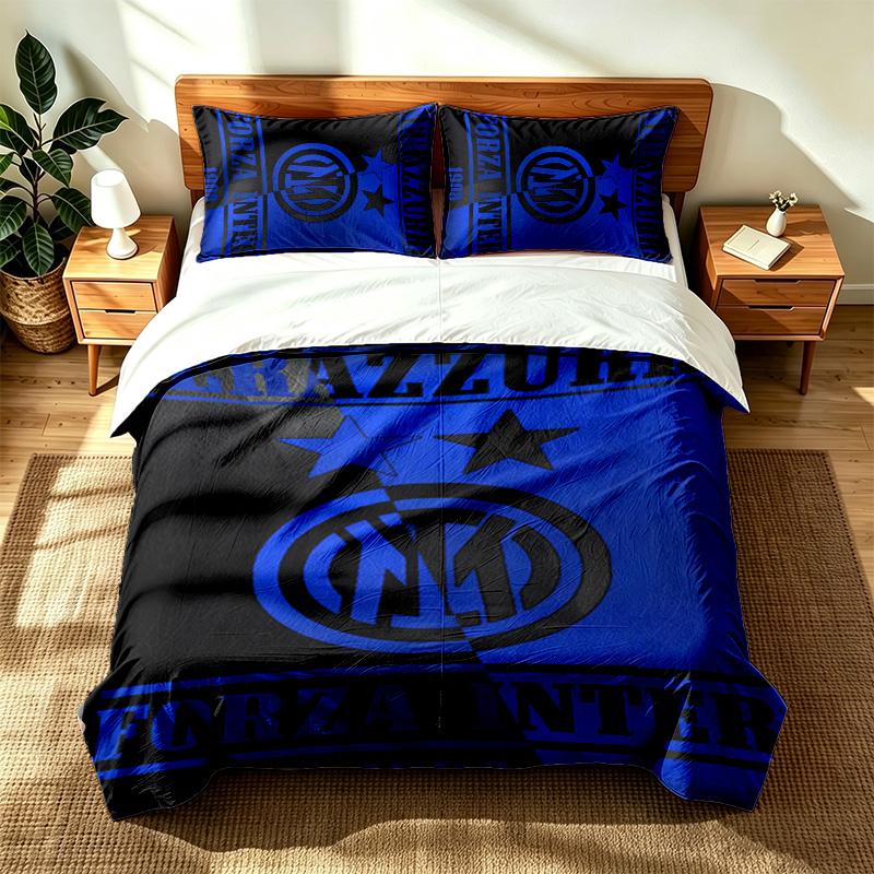 FC Internazionale Milano (1) 3pc set suitable for master bedrooms soft and comfortable an ideal gift for family and friends Includes one duvet cover a