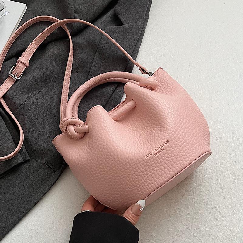 2025 New Simple Lychee Pattern Portable Vegetable Basket Bag Exquisite Versatile Fashion Commuter Messenger Mother Bag Women