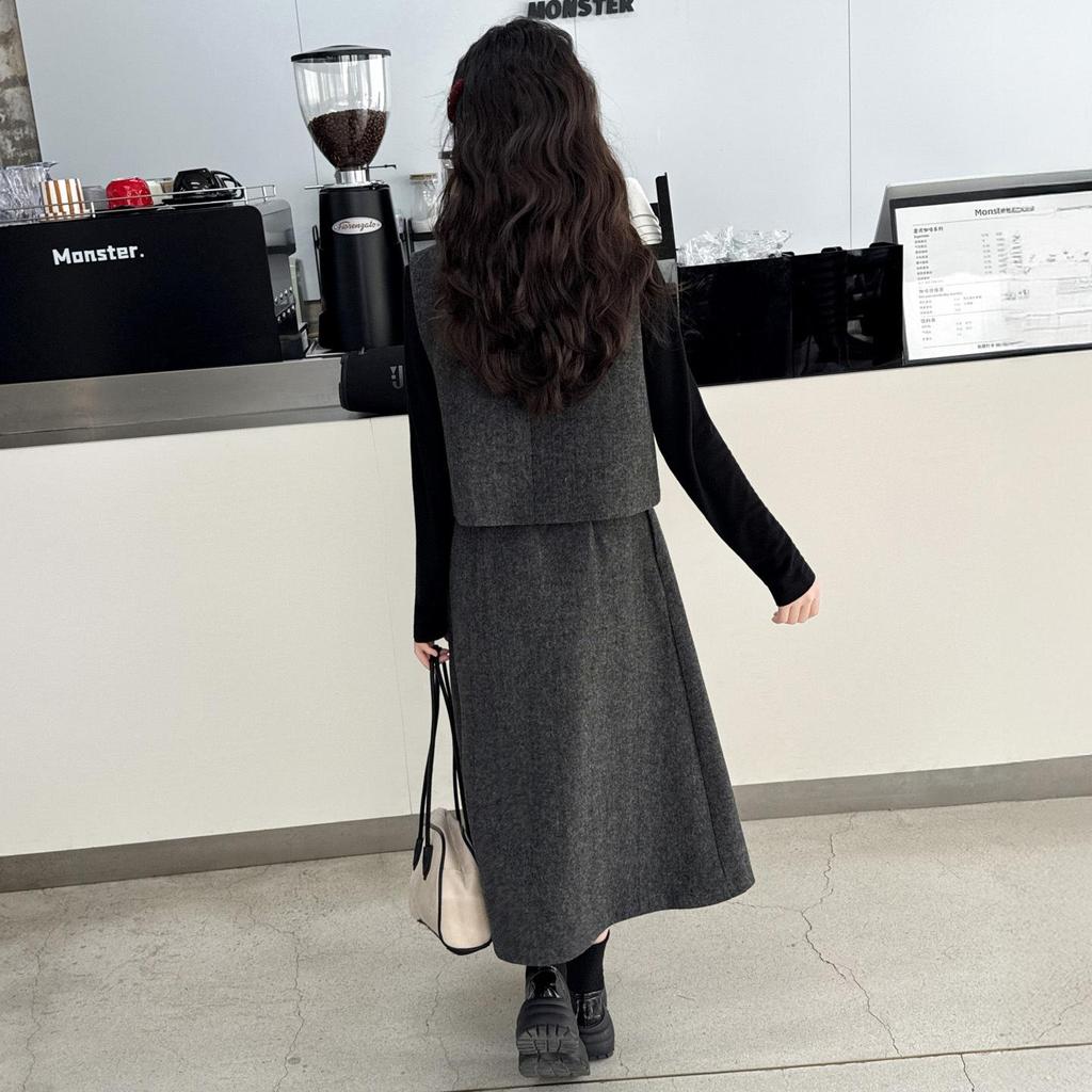 Стильный серый комплект из жилета и юбки для девочек на весну/осень 2025 года