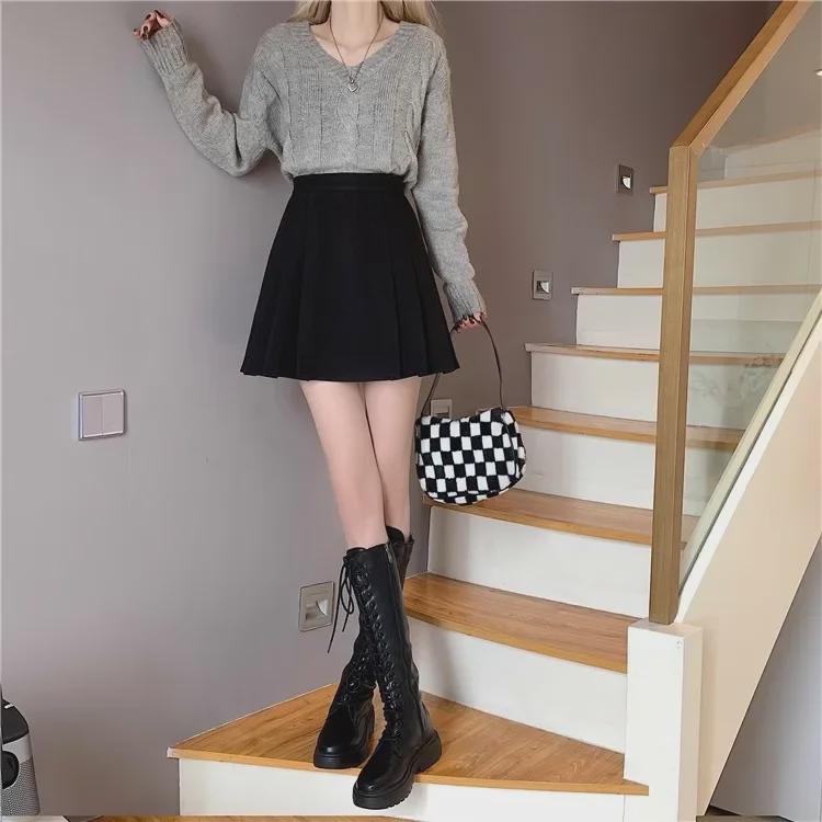 Весна 2024 года, черная плиссированная юбка А-силуэта с высокой талией — стиль знаменитостей для женщин больших размеров