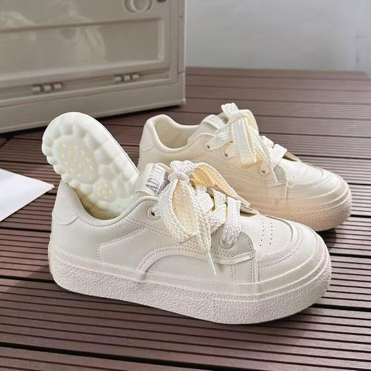 Корейская версия модных белых туфель на платформе для женщин 2025 года, осень, новые простые повседневные туфли с круглым носком, студенческие туфли для женщин