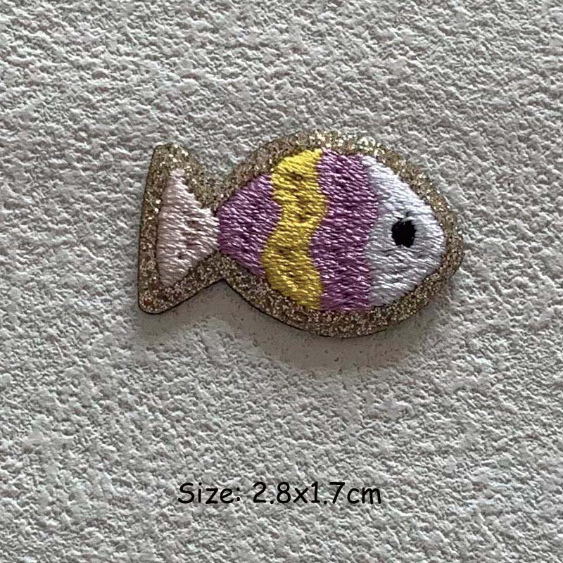 Rabbit Carrot Fox Fish Self Adhesive Clothing Patch Embroidery Thermal Patches DIY Heat Transfer Stickers Garment Accessory Fashion New