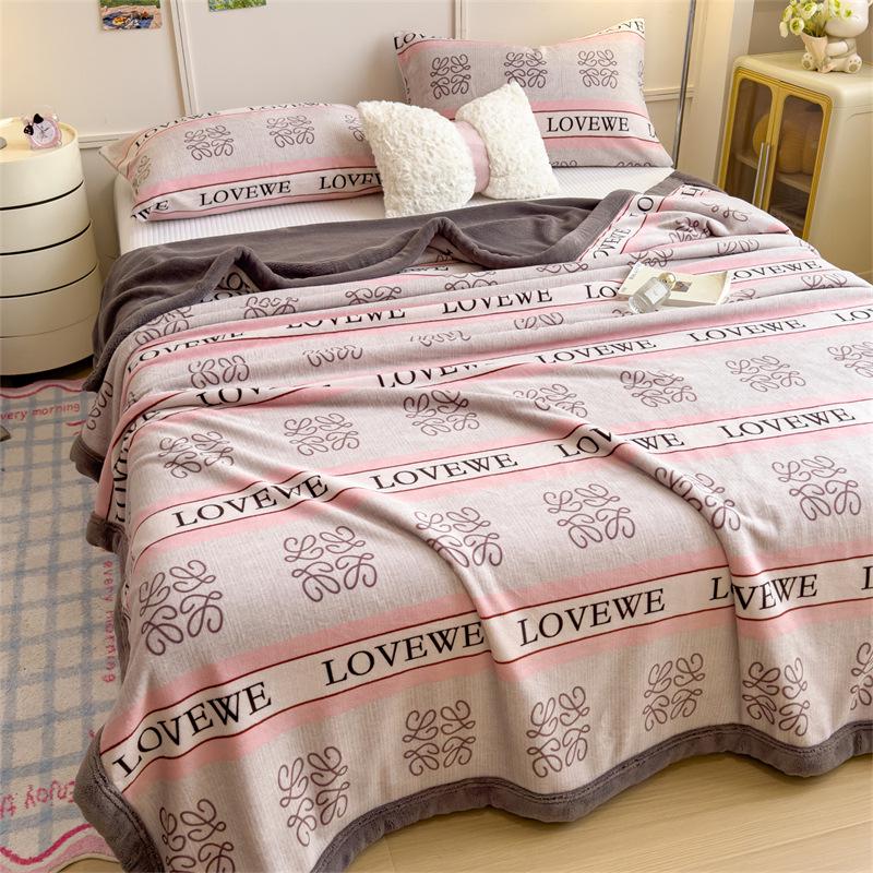 Yunjin Double-Sided Winter Fleece Blanket - Thick, Cozy Sofa Throw & Office Shawl