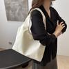 Индивидуальный тренд большой емкости новый модный корейский вариант модная женская сумка через плечо портативная сумка подмышкой студенческая сумка-тоут