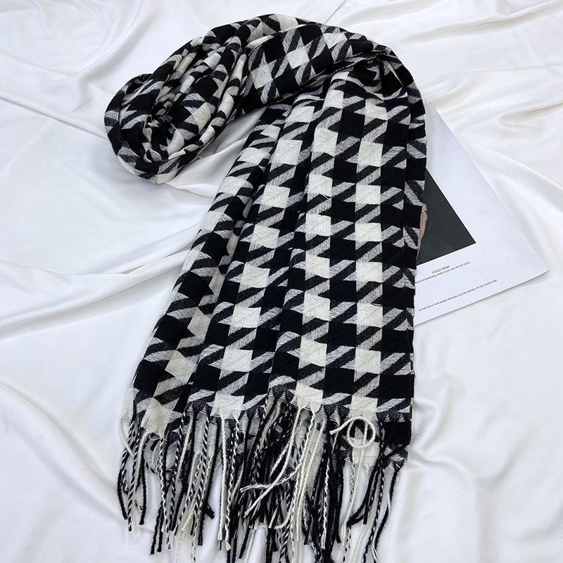 Fashionable And Trendy Scarves For Women In Autumn And Winter, New Mid Length Scarves With Sweet And Warm Tassel Shawls For Students And Couples