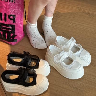 Модная женская белая повседневная обувь 2025 Новая весна осень Дышащая удобная обувь Мэри Джейн Модная роскошная плоская обувь на платформе для увеличения роста