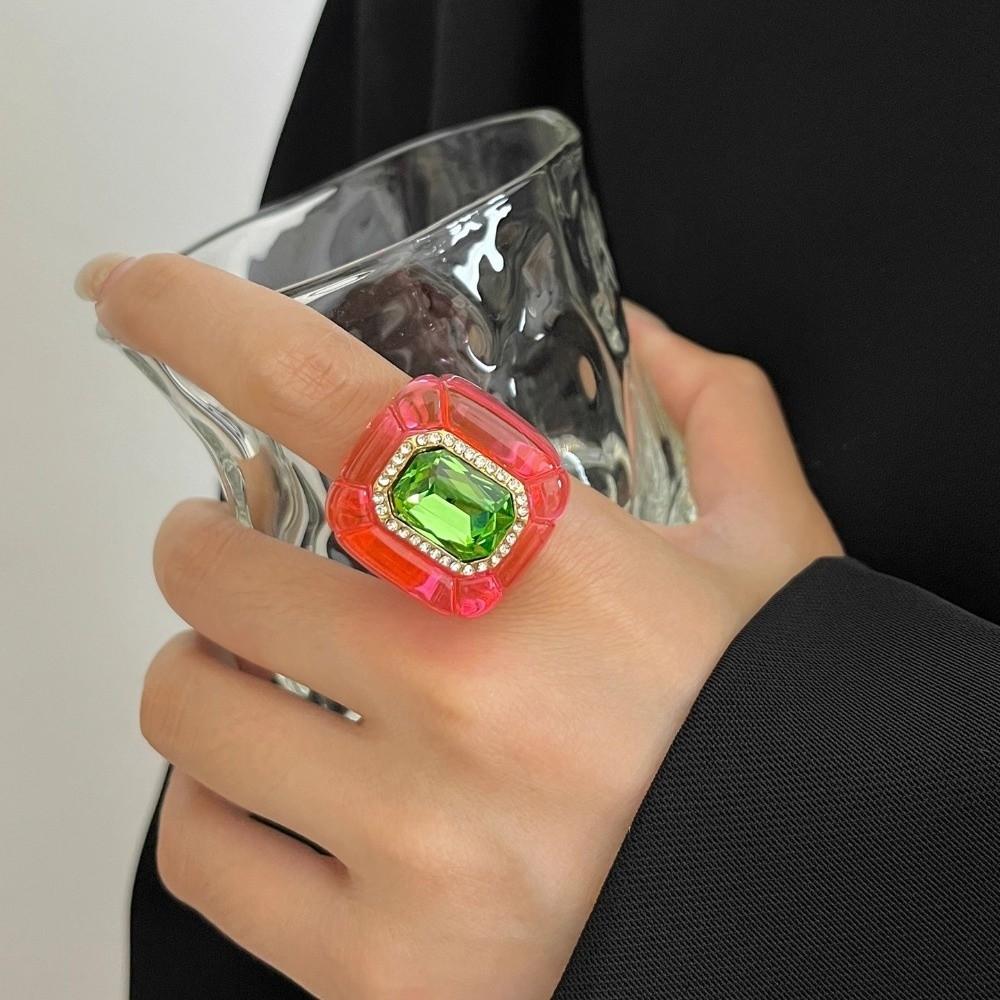 New Fashion Colorful Rhinestones Ring Three-dimensional Elegant Jewelry Finger Ring Geometric Square Ring Women