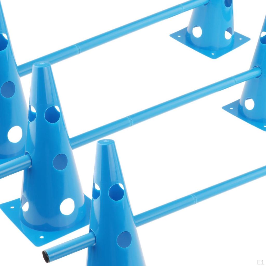 Набор конусов с барьерами включает 6 конусов для ловкости, 3 стойки для бега с препятствиями